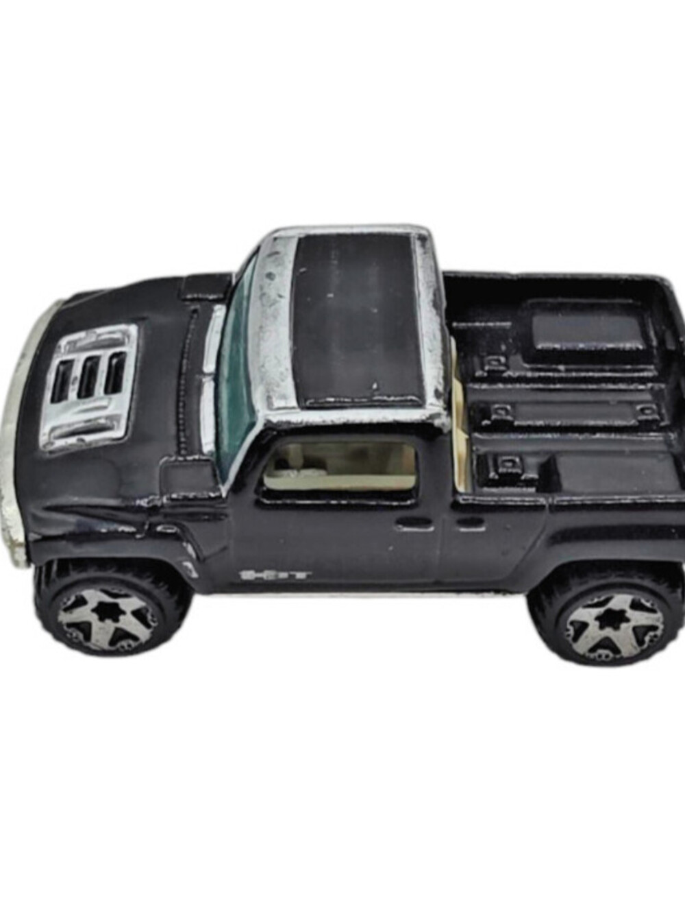 Maisto 2004 Black Hummer H3T Concept 1/64 Diecast Truck